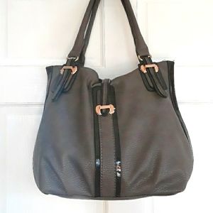 Vegan leather bag by Louis Cardy in gray and black